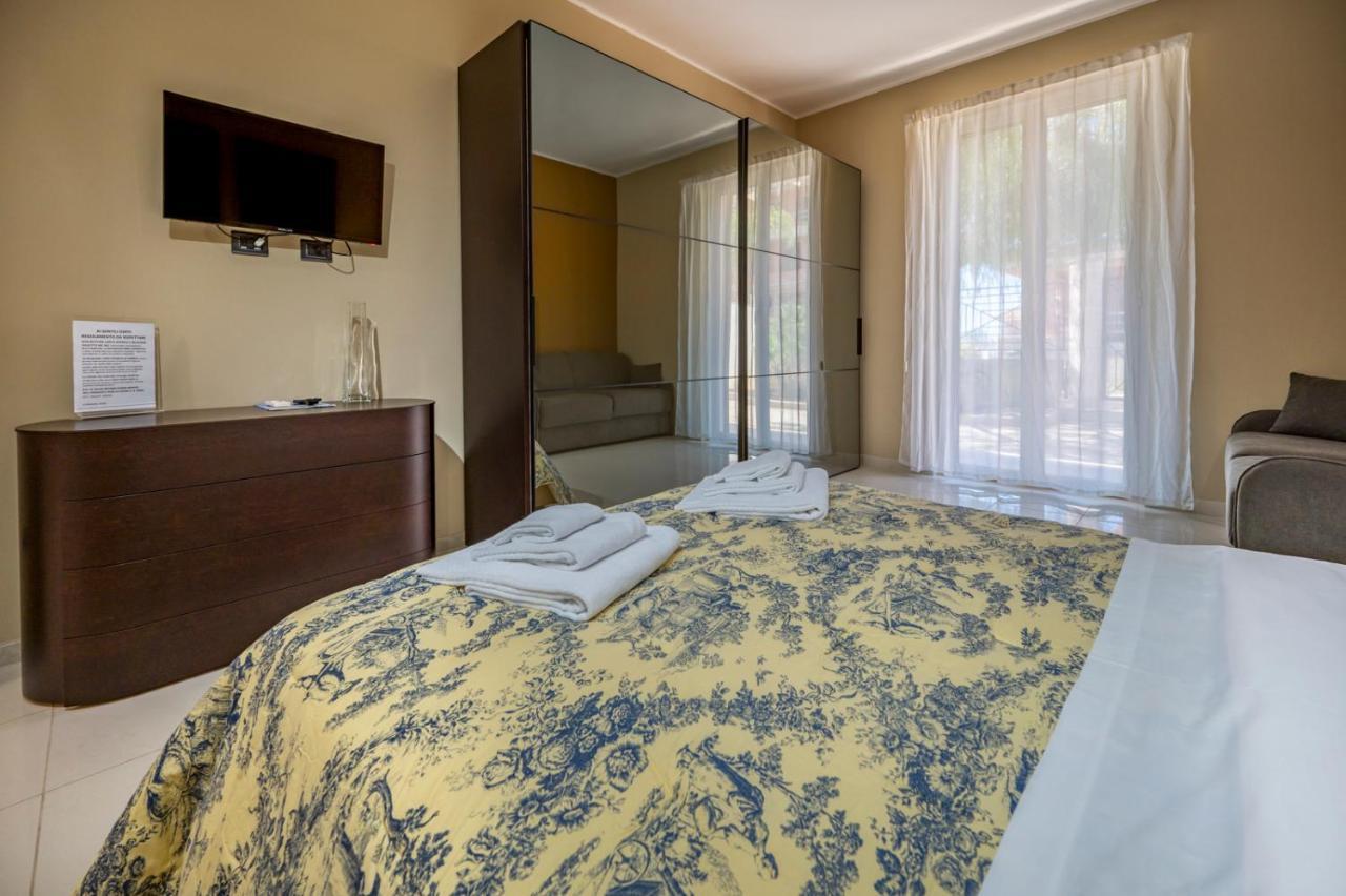 פקינו Villa Floyd Charming Rooms B&B מראה חיצוני תמונה