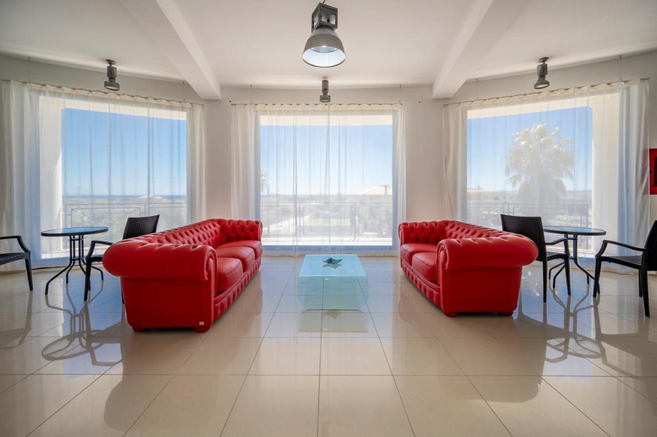 פקינו Villa Floyd Charming Rooms B&B מראה חיצוני תמונה