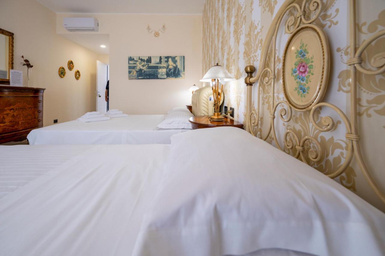 פקינו Villa Floyd Charming Rooms B&B מראה חיצוני תמונה