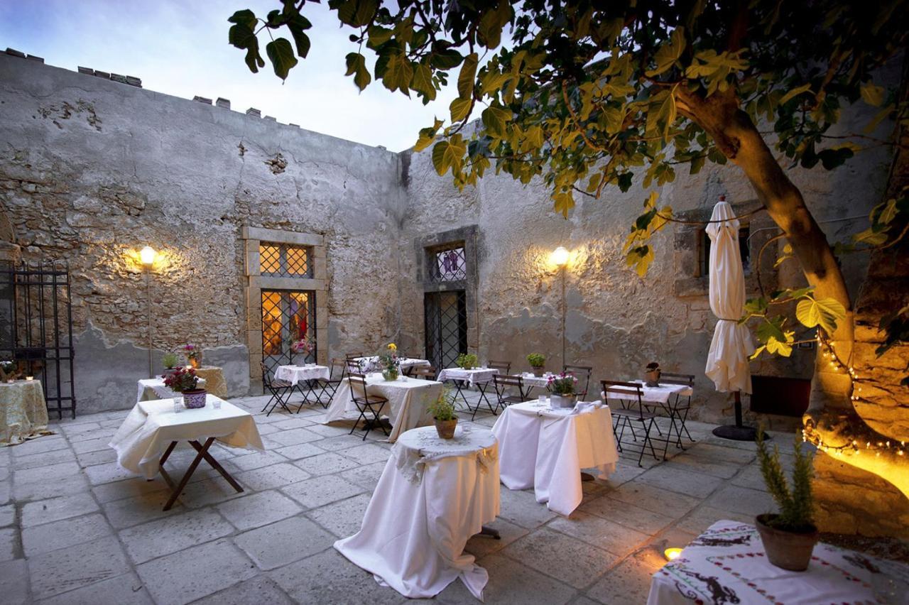 פקינו Villa Floyd Charming Rooms B&B מראה חיצוני תמונה